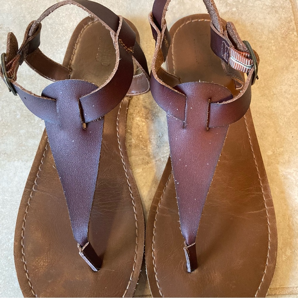 Mossimo Sandals - Picture 4 of 4